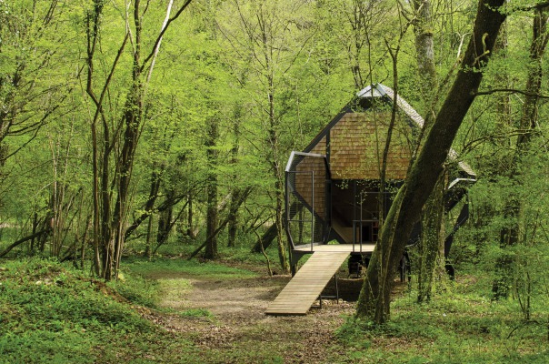 Vent des Forêts matali crasset feral houses shelter cabane Meuse